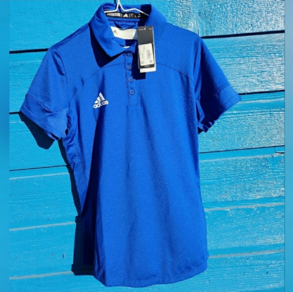 Adidas t-shirt